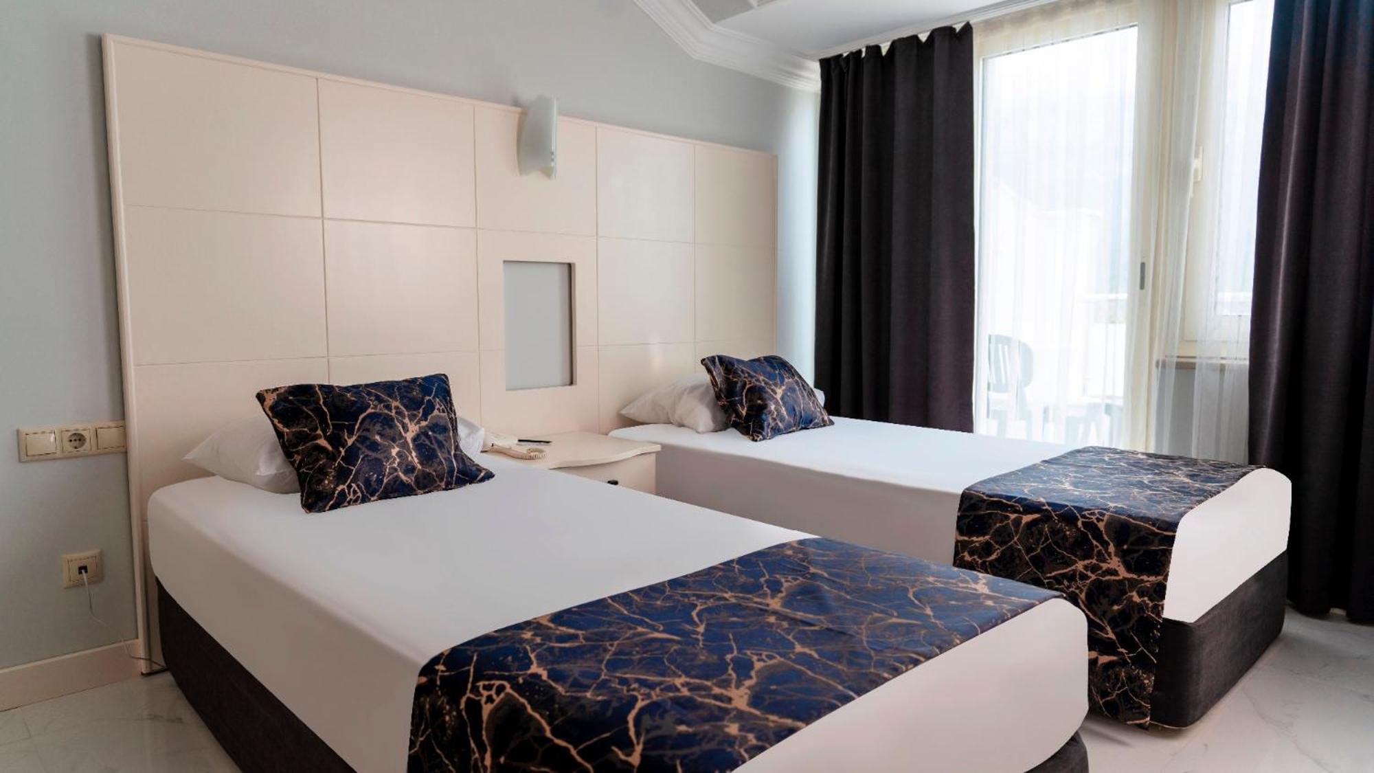 קמר Rox Resort Hotel מראה חיצוני תמונה
