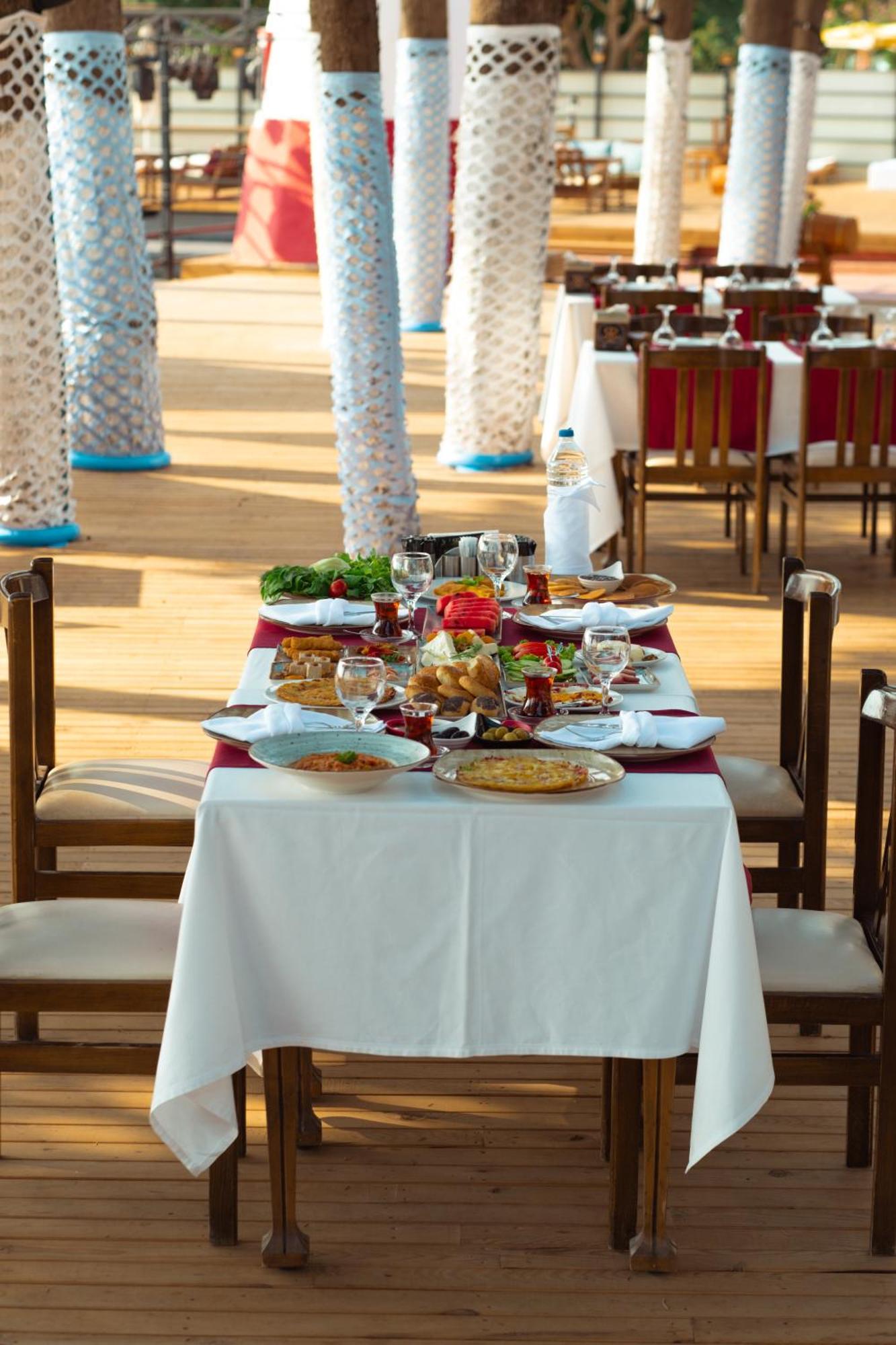 קמר Rox Resort Hotel מראה חיצוני תמונה