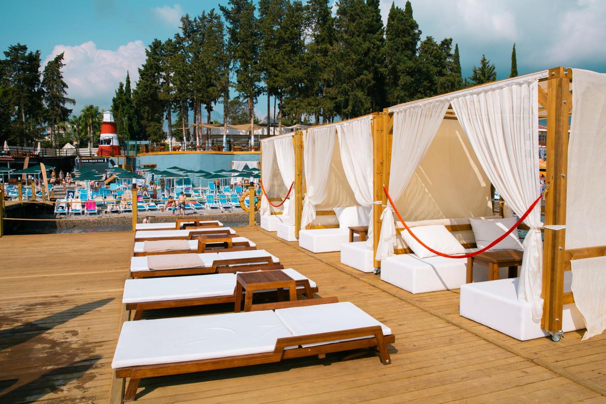 קמר Rox Resort Hotel מראה חיצוני תמונה