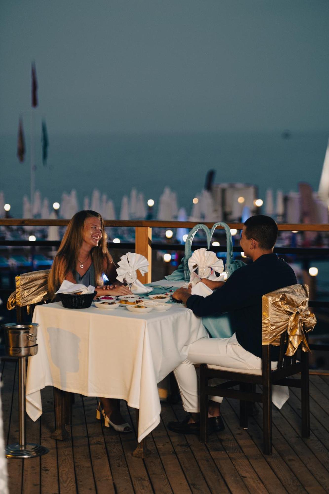 קמר Rox Resort Hotel מראה חיצוני תמונה